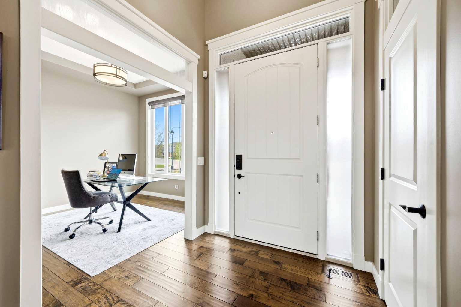 45 Cranbrook Heights SE