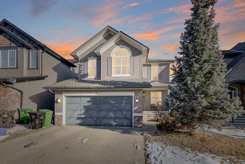 Photo of 96 COUGARTOWN Close SW, Calgary, AB T3H 0B3 (MLS # A2293206)