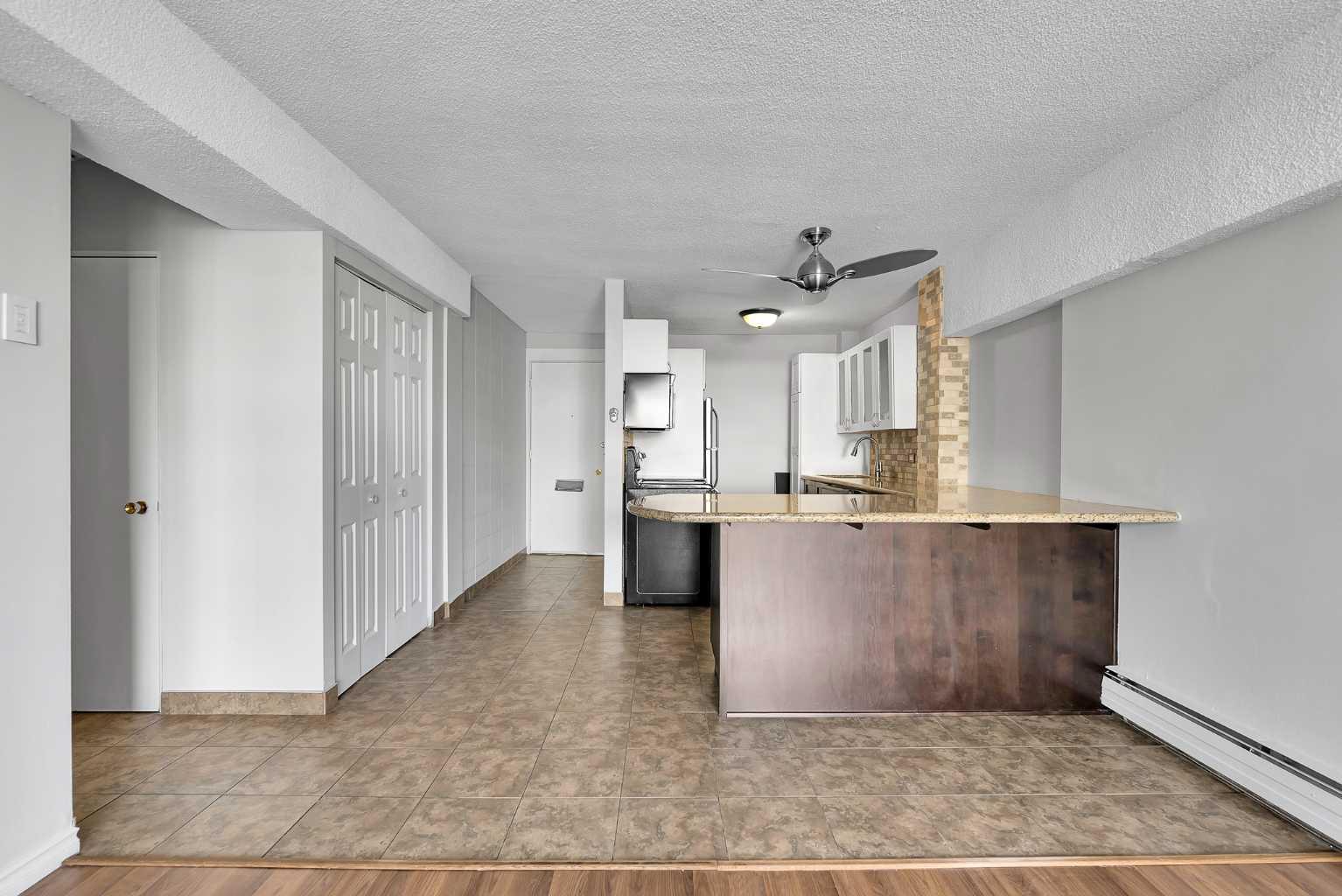 519 17 Avenue SW 210