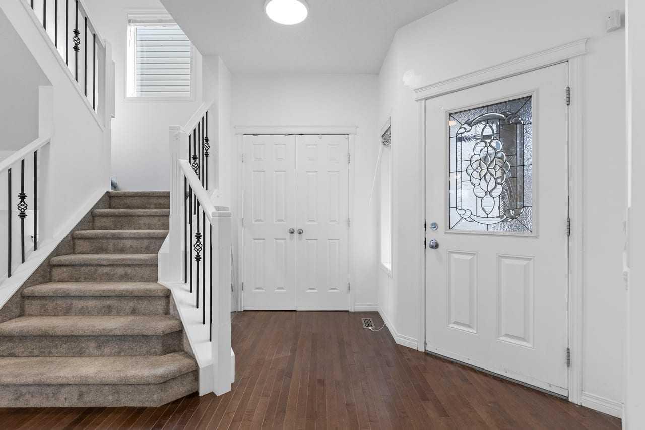 381 Kincora Glen Rise NW