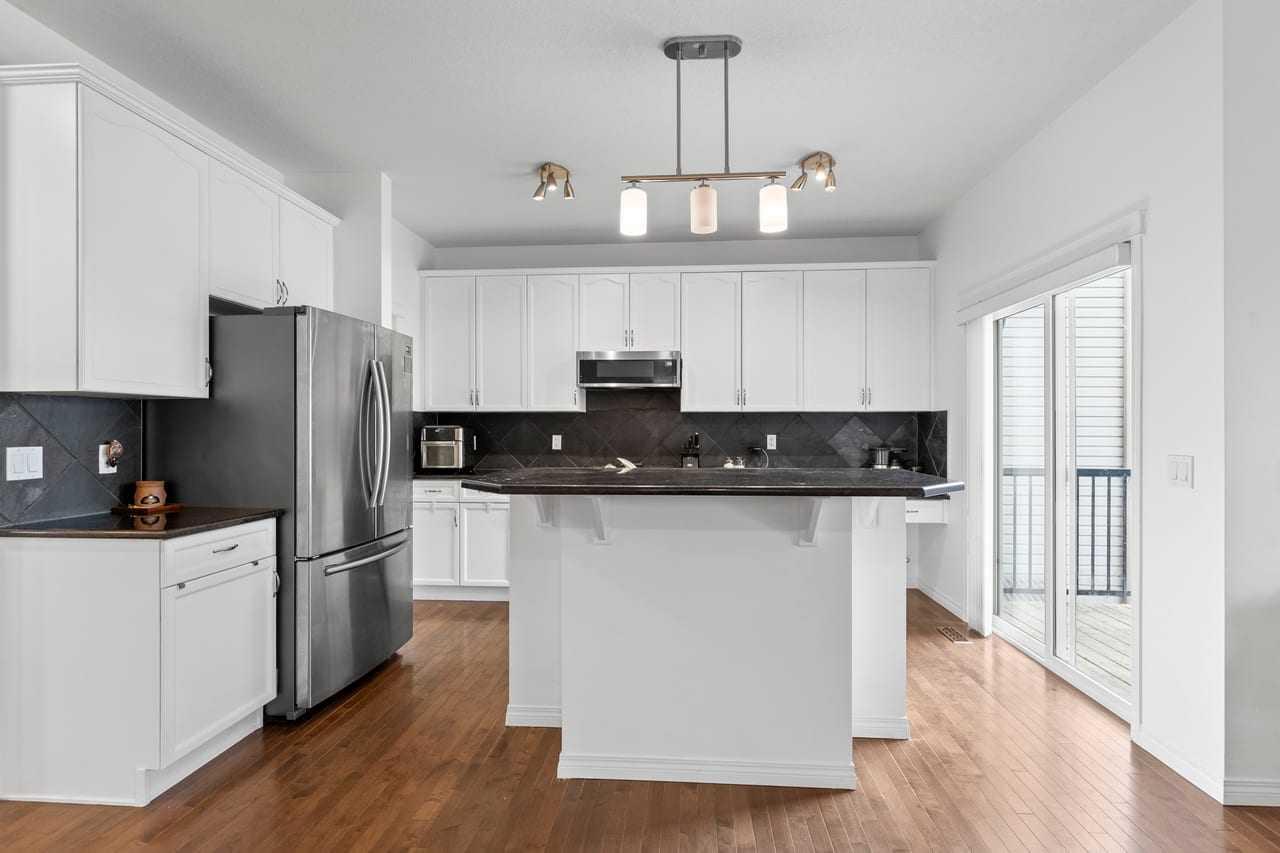 381 Kincora Glen Rise NW