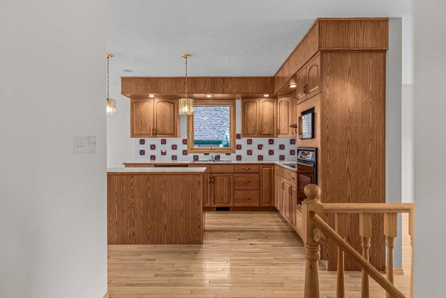 522 Grotto Road
