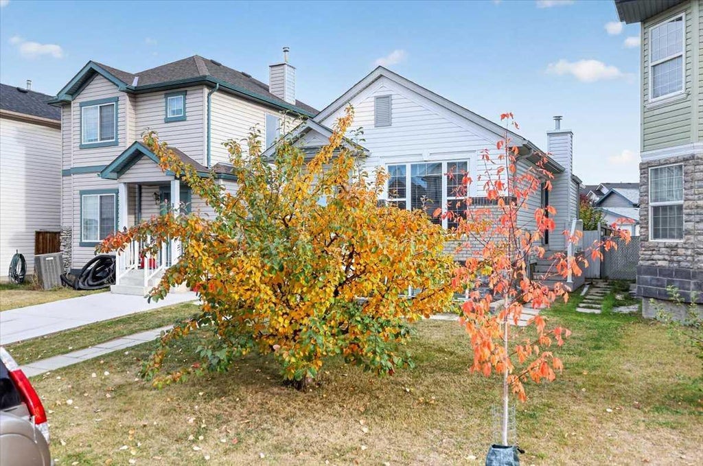Photo of 26 Saddlemead Way NE, Calgary, AB T3J 4J5 (MLS # A2351688)