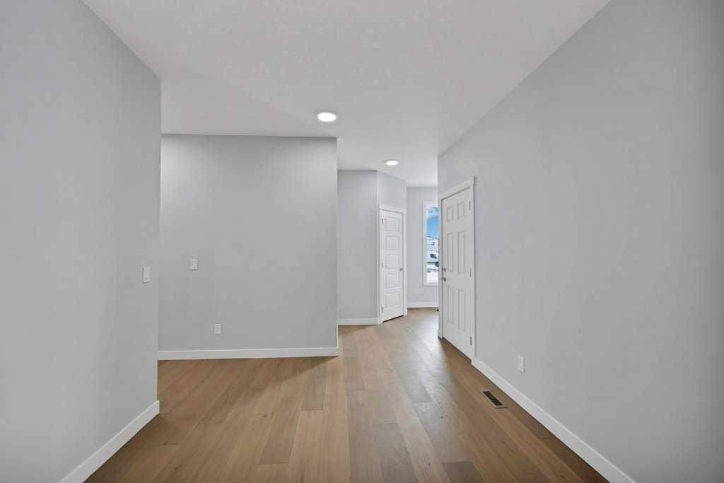 80 Homestead Gardens