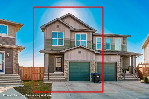 170 Carringvue Park NW Calgary AB T3P 1L1