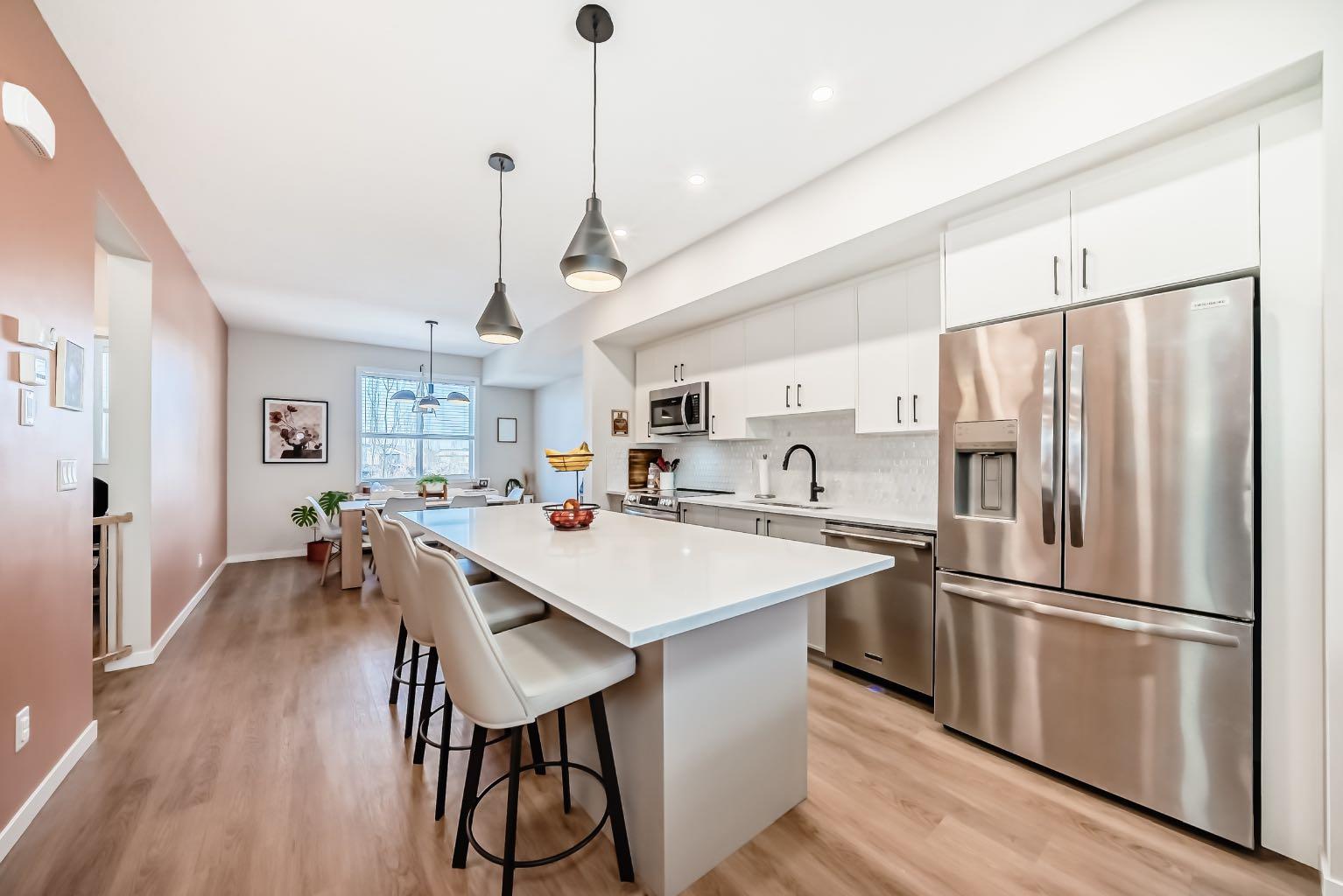 646 Copperstone Manor SE