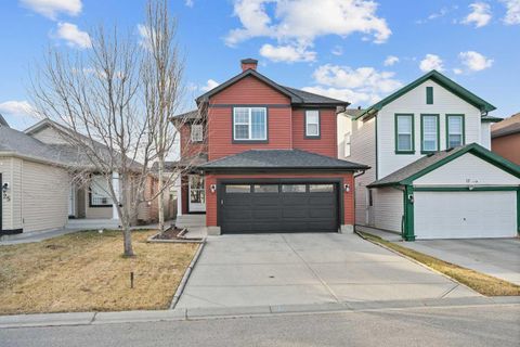 Photo of 21 Martha's Green NE, Calgary, AB T3J 4P4 (MLS # A2269313)
