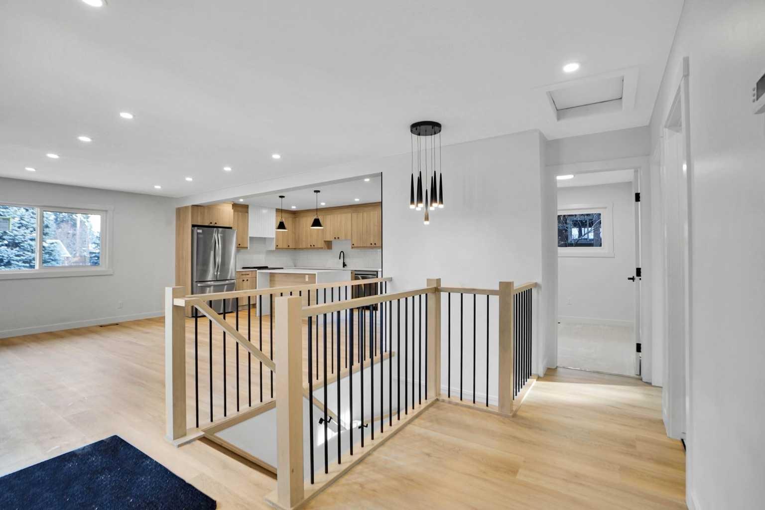 77 Ferncliff Crescent SE