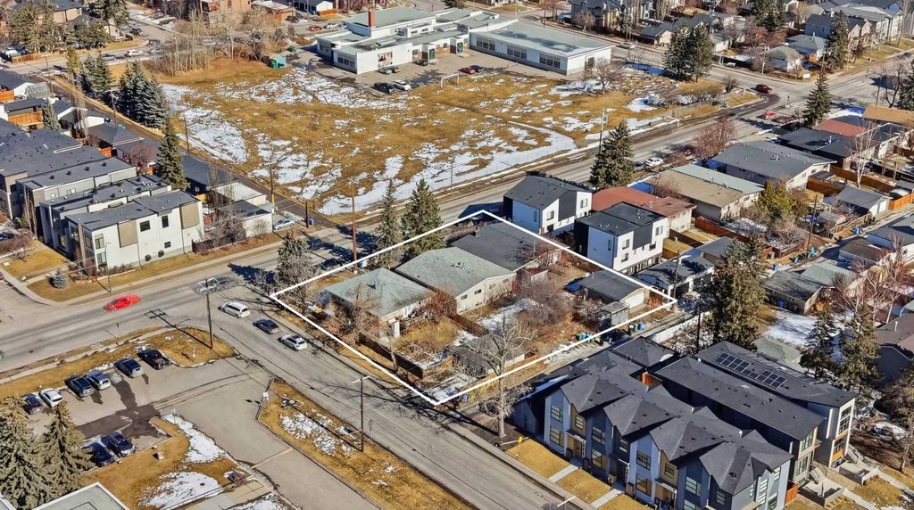 Photo of 2135 50 Avenue SW, Calgary, AB T2T 2W5 (MLS # A2292162)