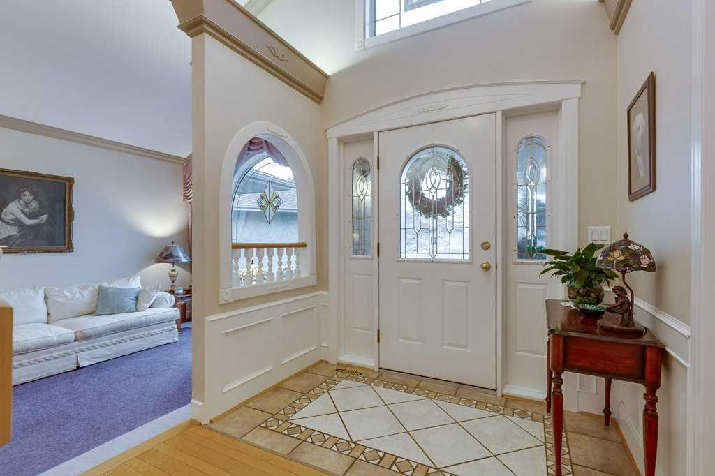 4918 53 Avenue Close