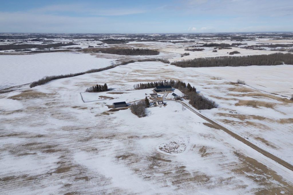 Photo of 49274 Range Road 225, Rural Leduc County, AB T0B 3M3 (MLS # A2295803)