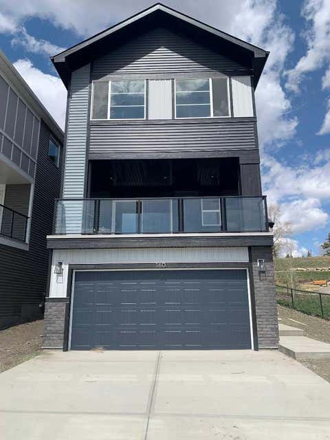 Photo of 160 Crimson Ridge Place NW, Calgary, AB T3L 0K4 (MLS # A2308359)