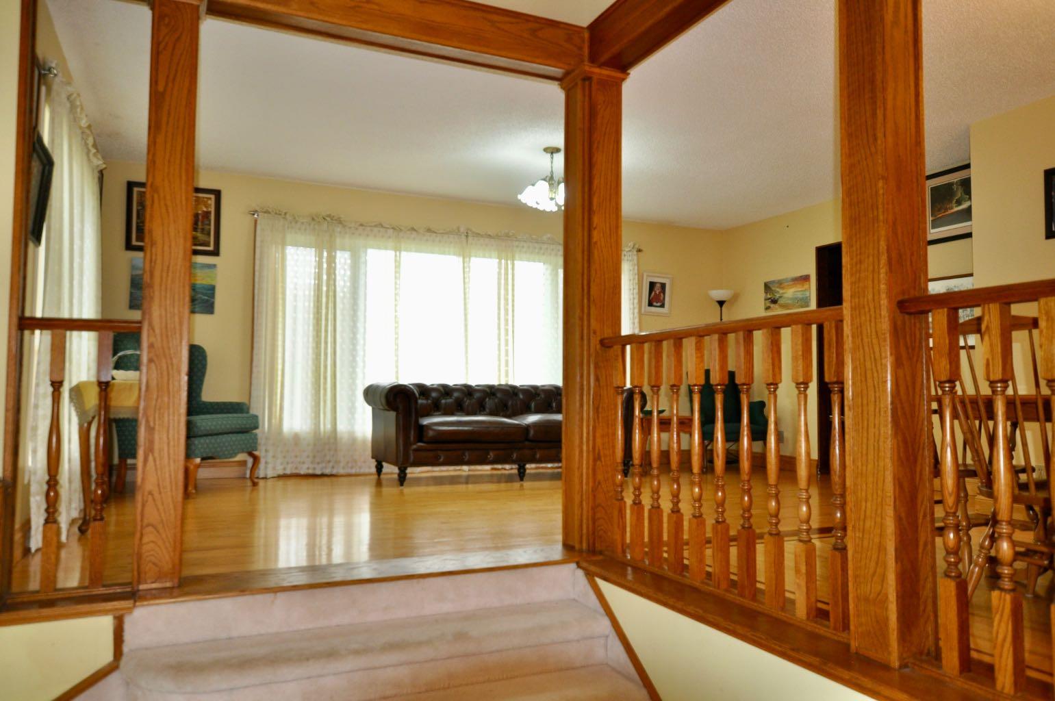 242016 White Post Lane W