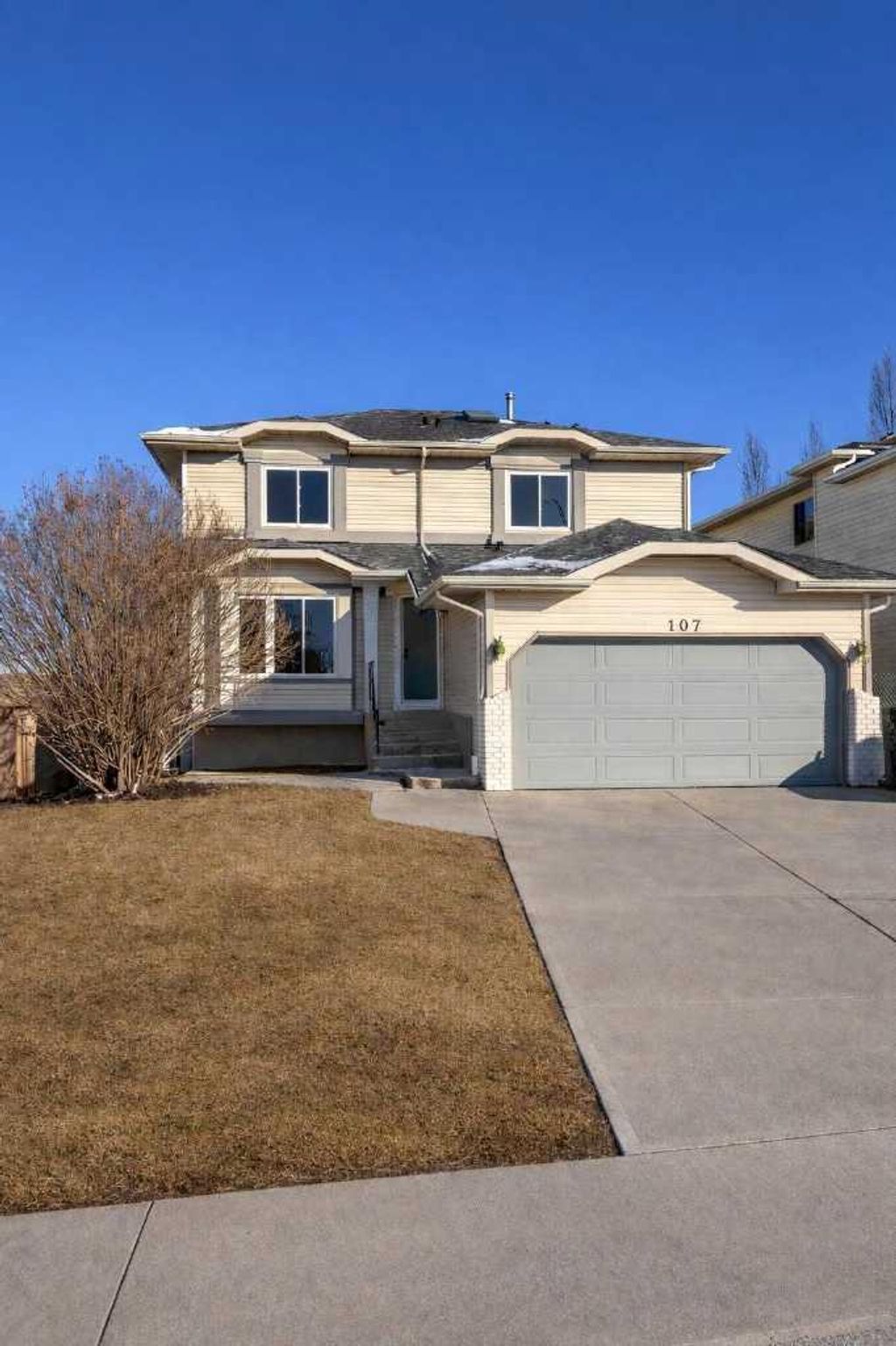 Photo of 107 Harvest Oak Crescent NE, Calgary, AB T3K 4C9 (MLS # A2288437)