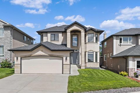 74 Simcrest Manor SW Calgary AB T3H 4K2