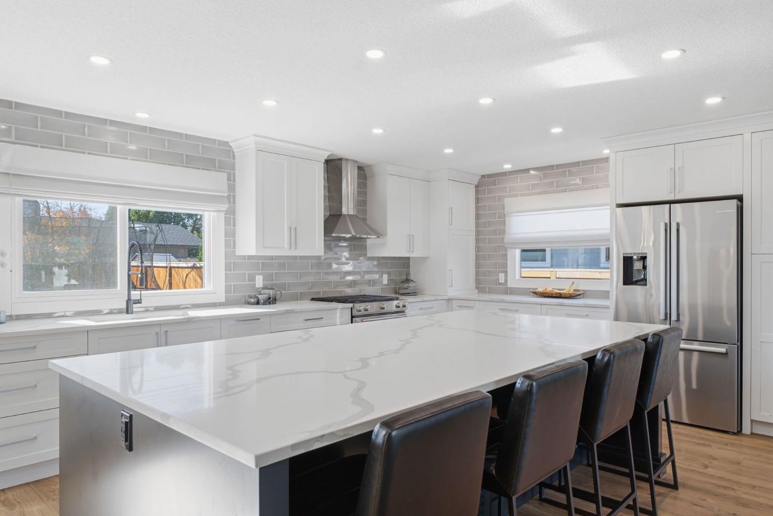 543 Willingdon Boulevard SE