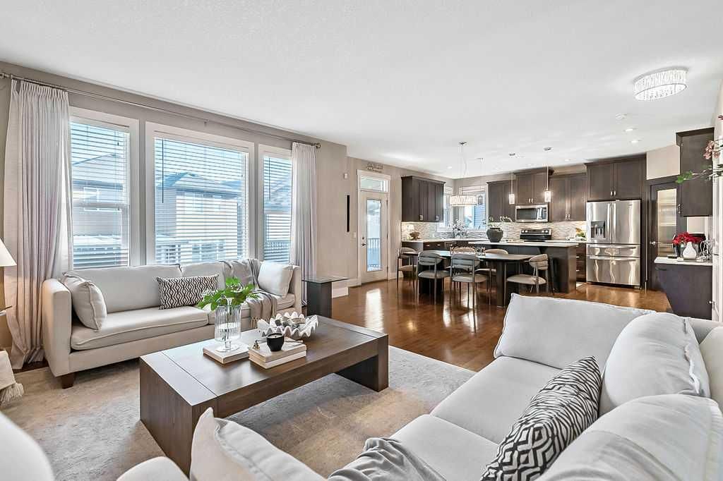 Photo of 112 Kinniburgh Close, Chestermere, AB T1X 0R8 (MLS # A2300195)