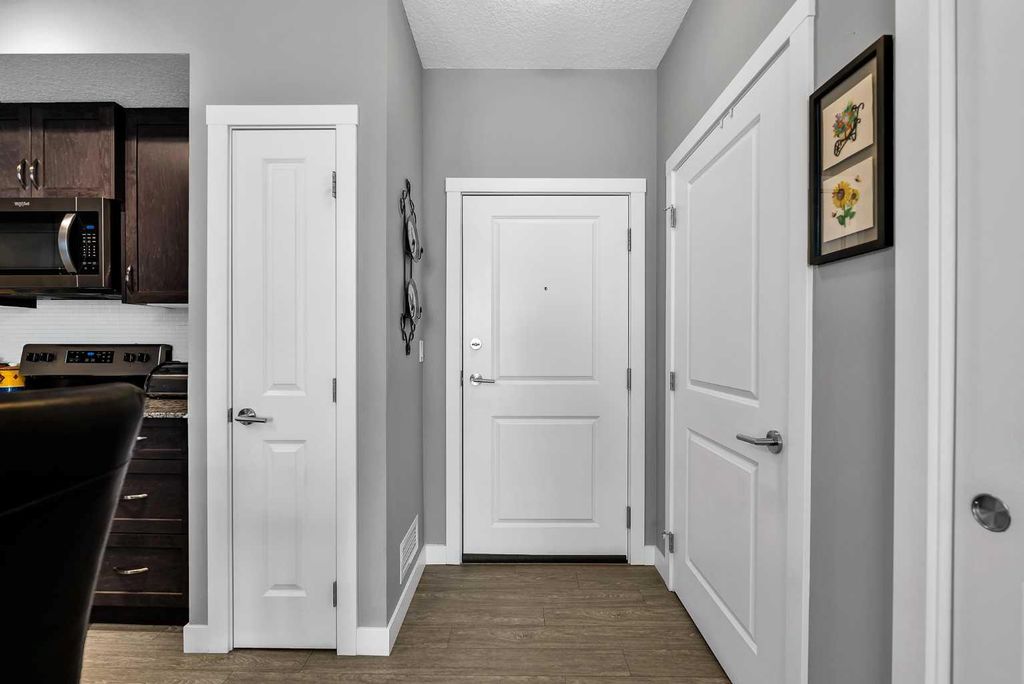 Photo of 3727 Sage Hill Drive NW #2105, Calgary, AB T3R 1T7 (MLS # A2312132)