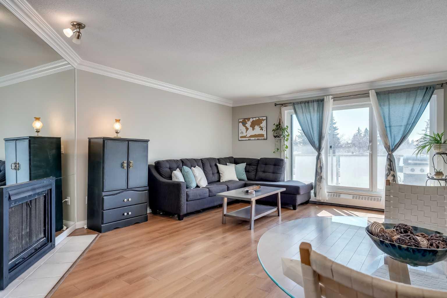 333 Garry Crescent NE 211