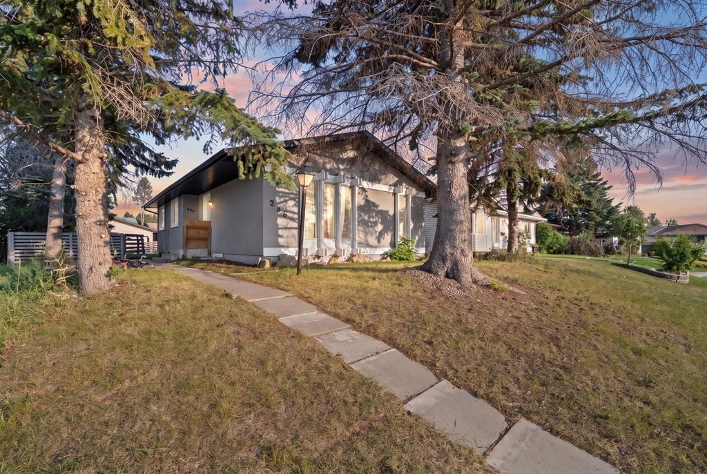 Photo of 259 Manora Crescent NE, Calgary, AB T2A 4S4 (MLS # A2341205)