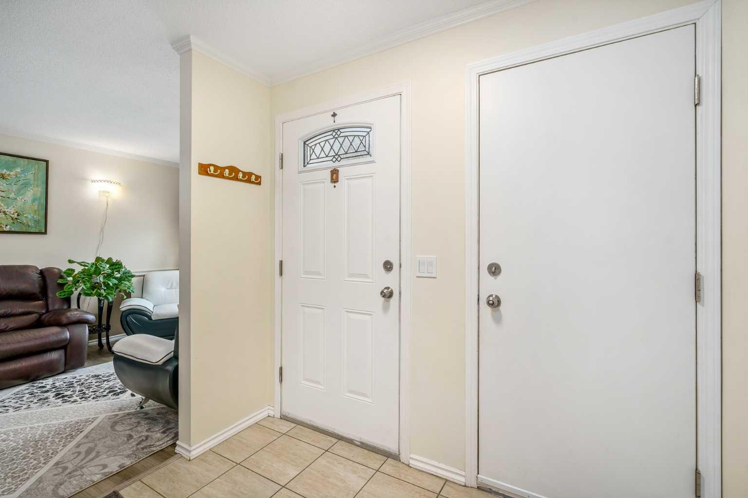 43 Millrise Crescent SW