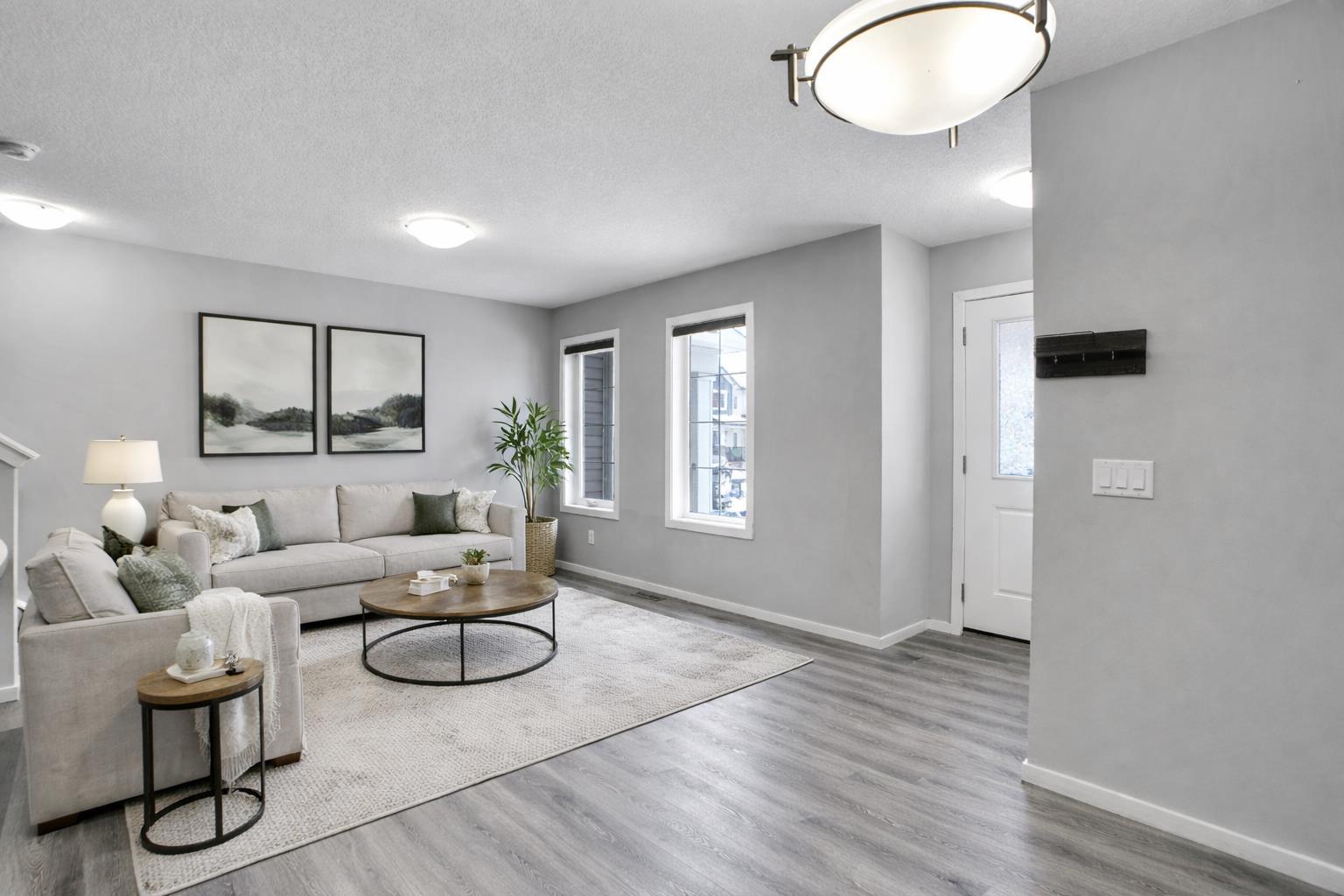 214 Cityside Grove NE