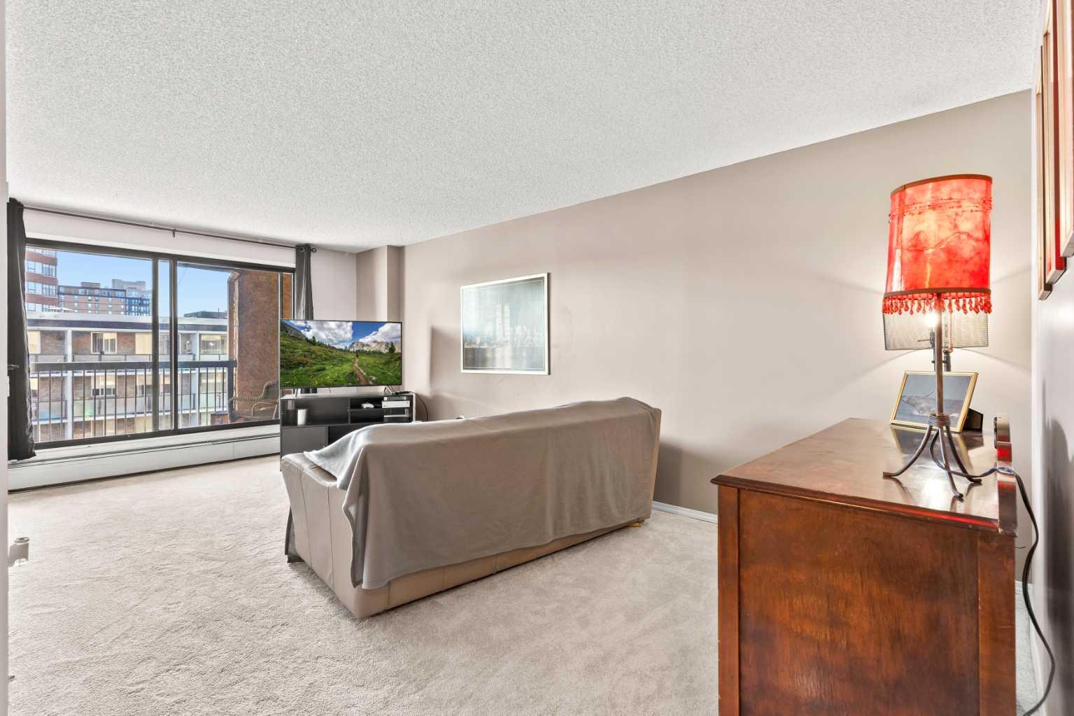 718 12 Avenue SW 704