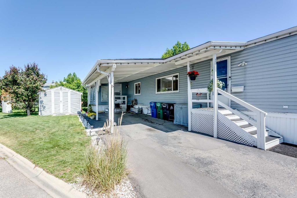 Photo of 99 Arbour Lake Road NW #62, Calgary, AB T3G 4E4 (MLS # A2241500)