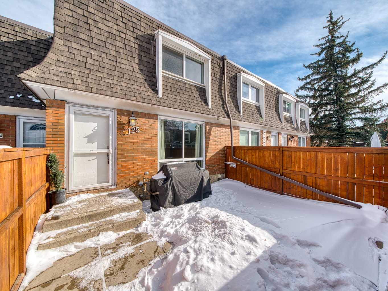 330 Canterbury Drive SW 125