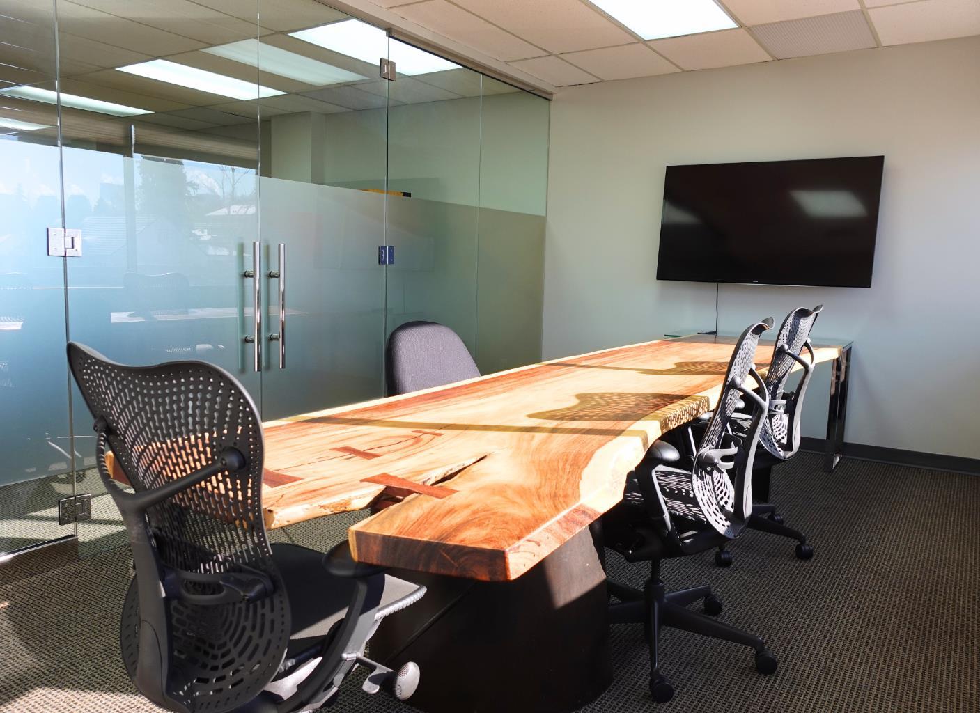 1026 16 Avenue NW 201