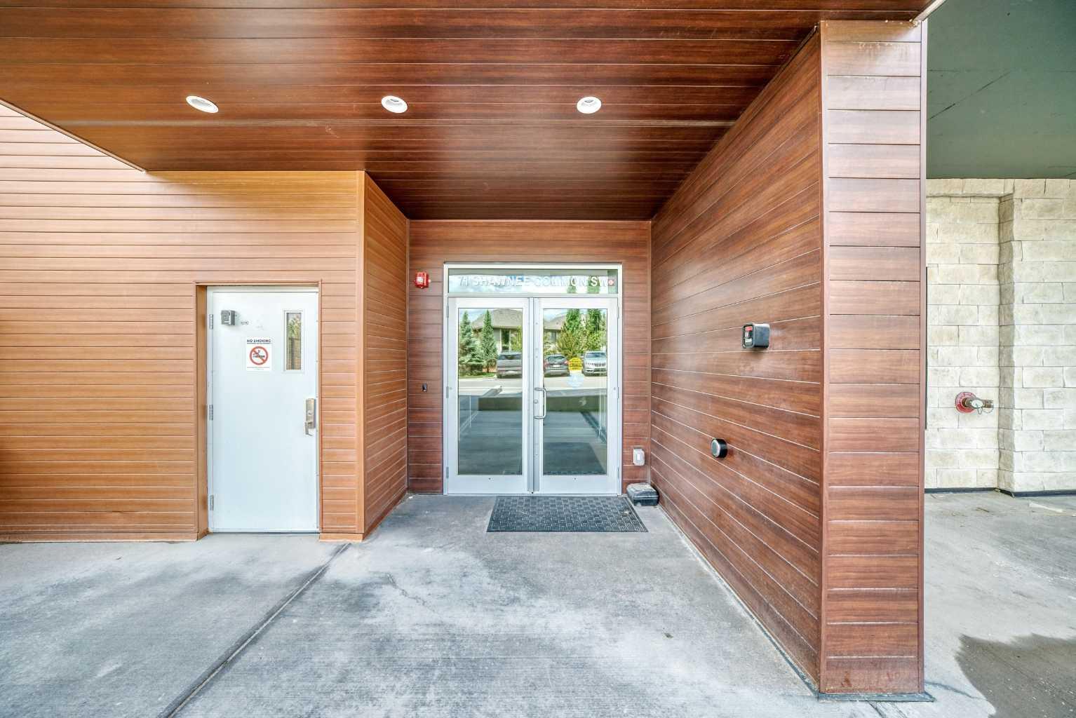 71 Shawnee Common SW 108