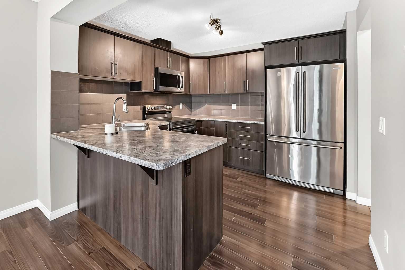 12 Cityscape Row NE