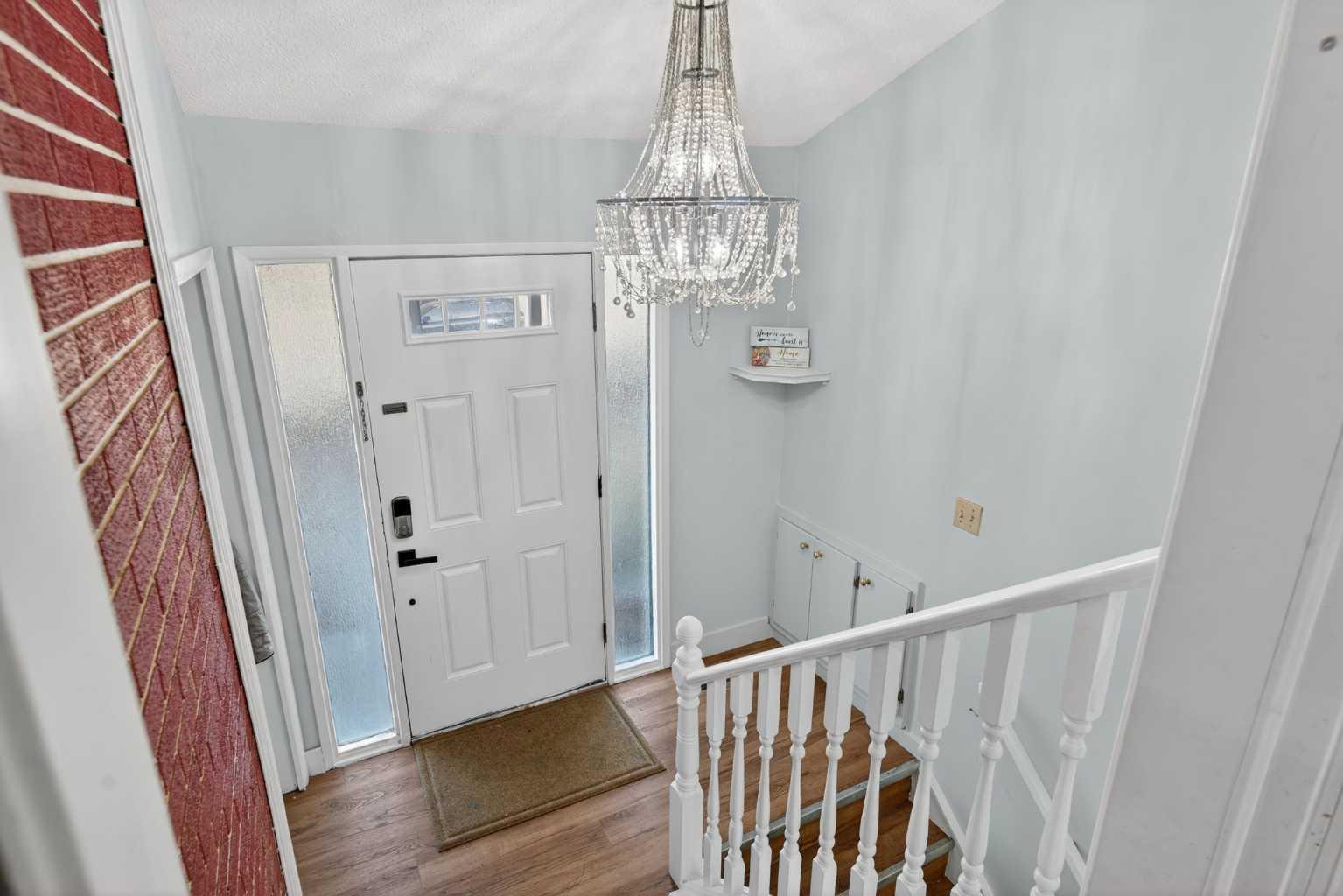 6003 Pinepoint Drive NE