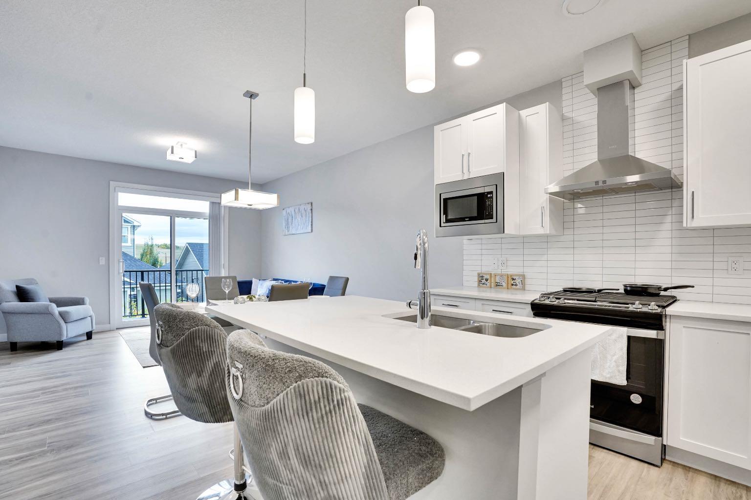 140 Hotchkiss Gate SE