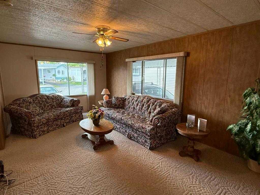 99 Arbour Lake Road Road NW 186