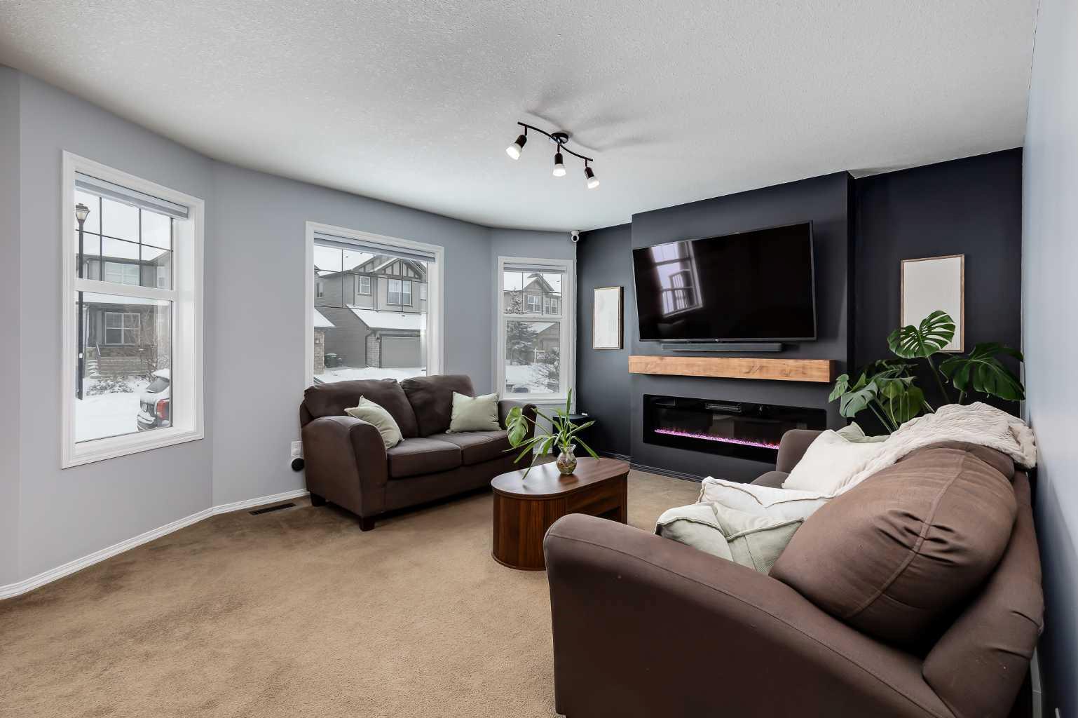 1667 Baywater Street SW