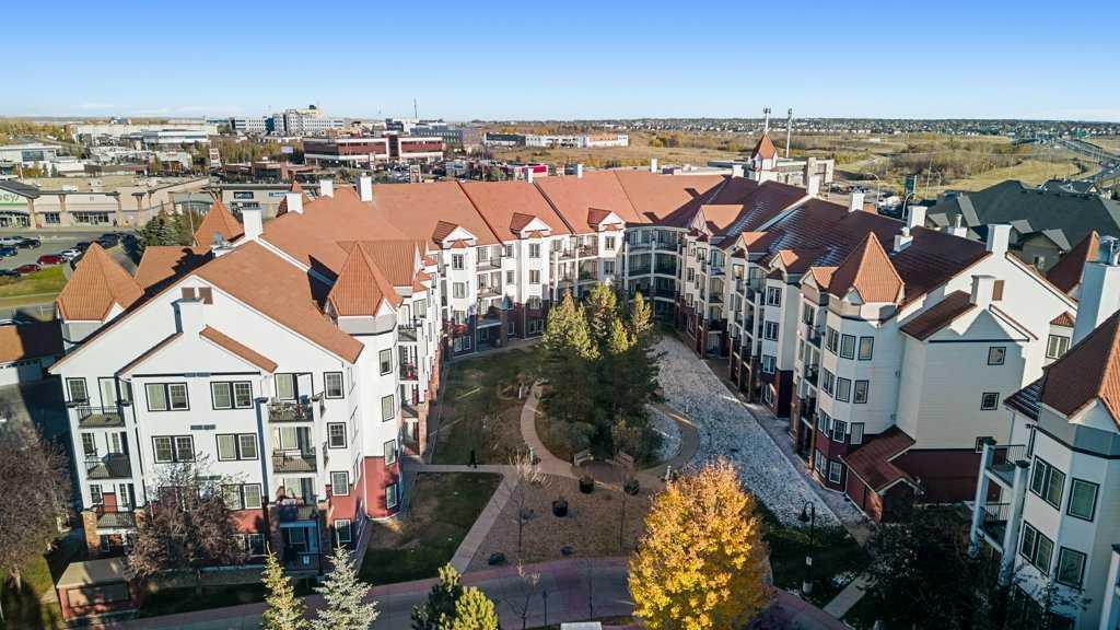 60 Royal Oak Plaza NW 240