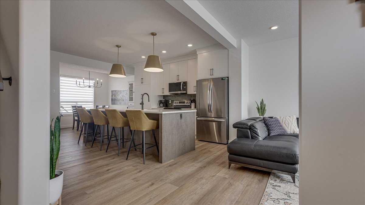 10 Evergreen Way B
