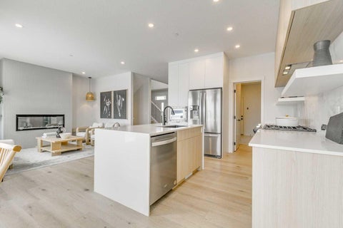 Photo of 227 Lucas Common NW, Calgary, AB T3P 2B3 (MLS # A2319216)
