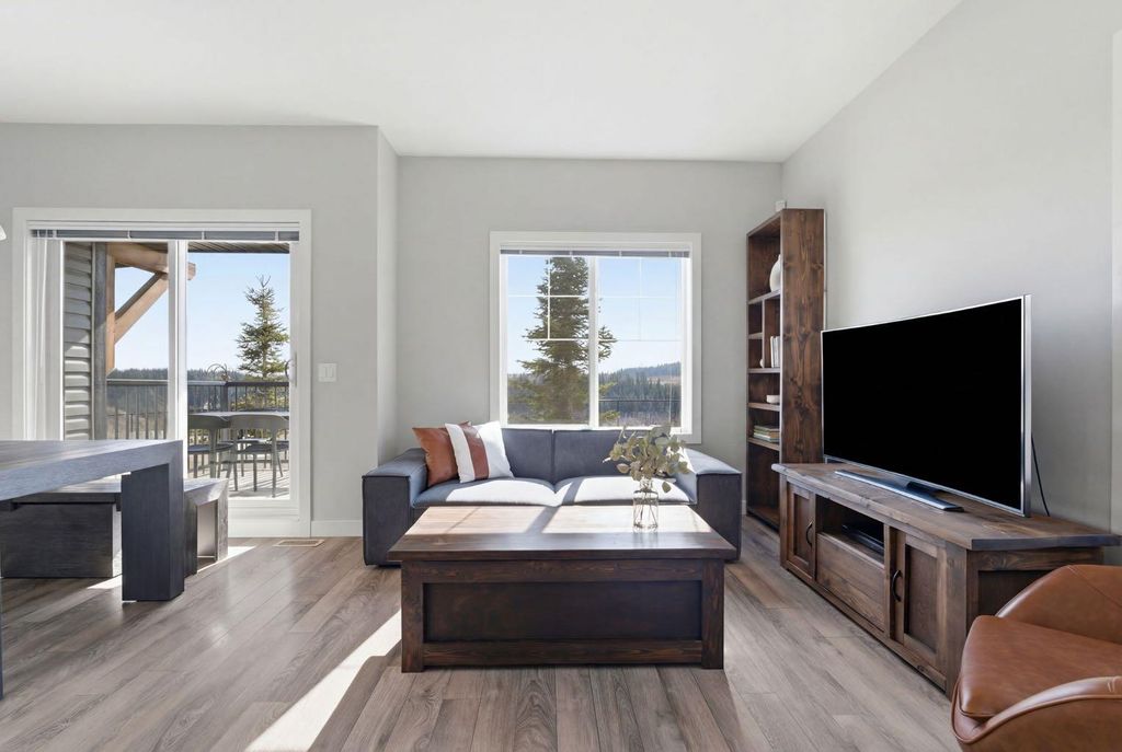 Photo of 1208 Jumping Pound Common, Cochrane, AB T4C 2L1 (MLS # A2294424)