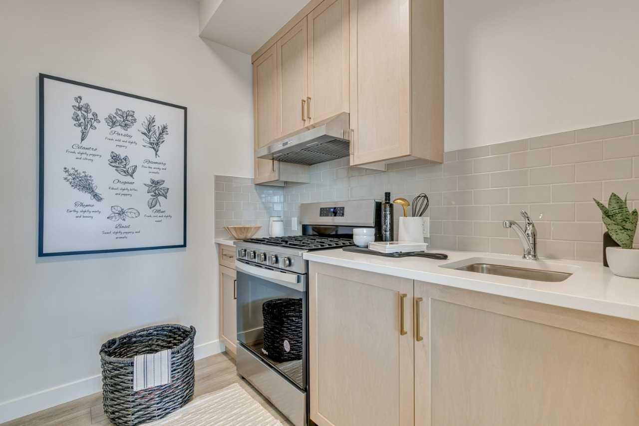 65 Sora Gardens SE