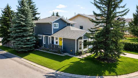 Photo of 83 Millrise Crescent SW, Calgary, AB T2Y 2E4 (MLS # A2336993)