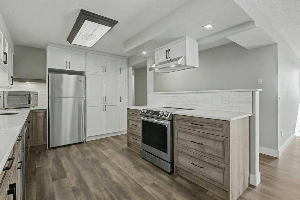 320 Meredith Road NE 602