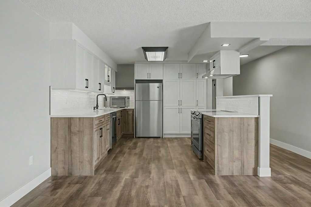 320 Meredith Road NE 602
