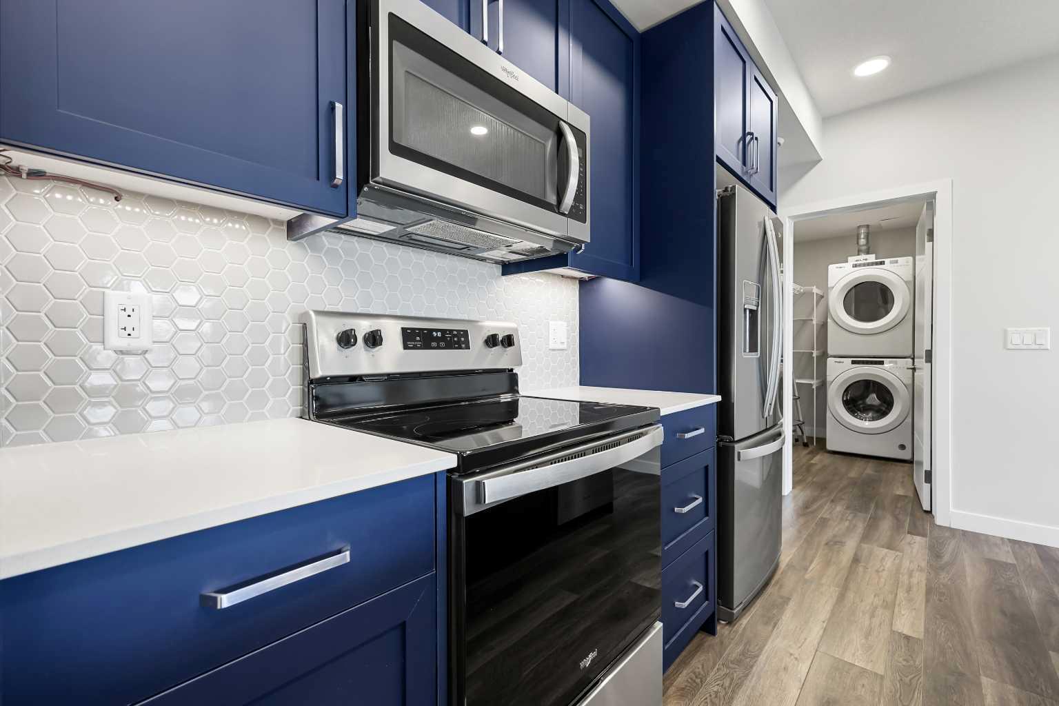 255 Les Jardins Park SE 303