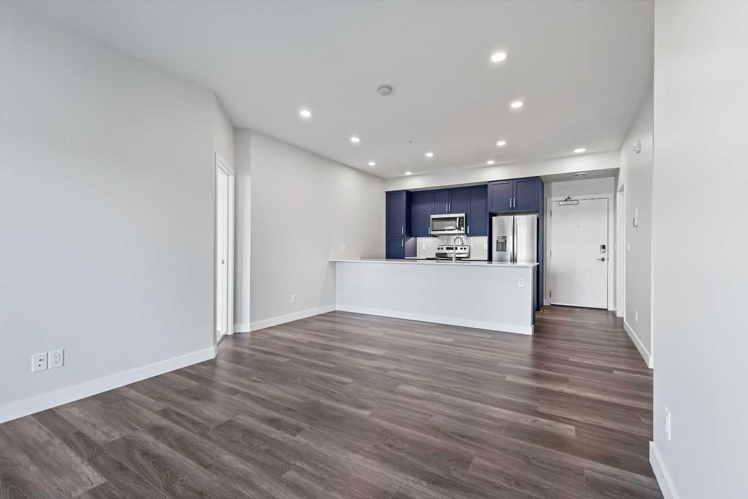 255 Les Jardins Park SE 303