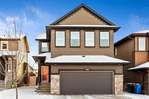 285 Evanspark Gardens NW Calgary AB T3P 0G6