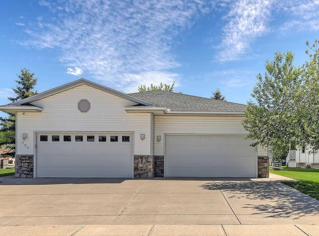 Photo of 104 Riverside Place NW, High River, AB T1V 1X3 (MLS # A2318973)