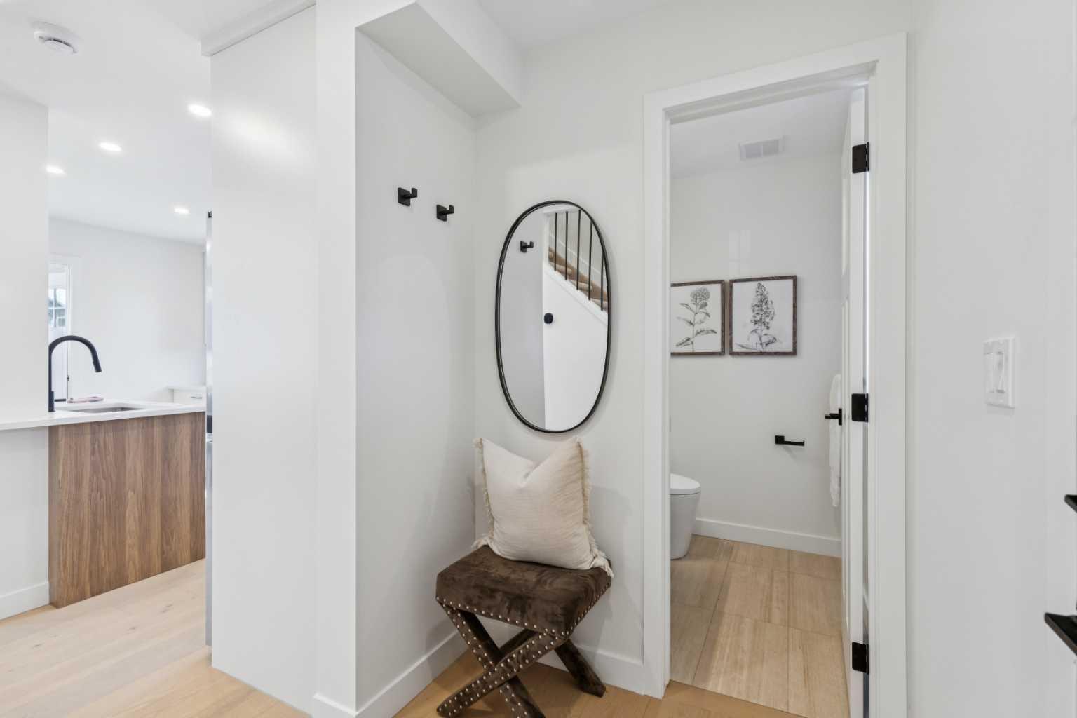 4547 Passchendaele Road SW