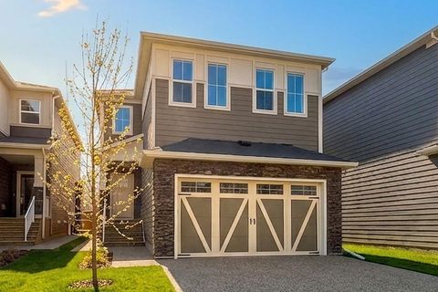 Photo of 58 Westland Park SW, Calgary, AB T3H 0W1 (MLS # A2302129)